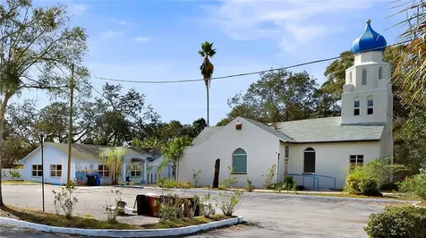 4668 15th Avenue S St Petersburg FL 33711