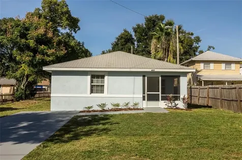 637 Avenue H NW Winter Haven FL 33881