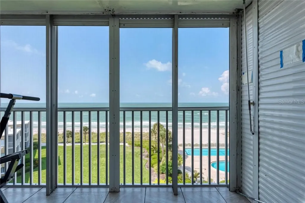 4825 Gulf Of Mexico Drive Longboat Key FL 34228