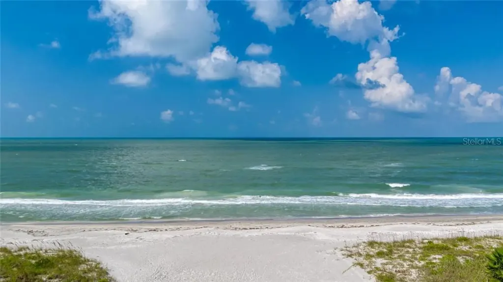 4825 Gulf Of Mexico Drive Longboat Key FL 34228