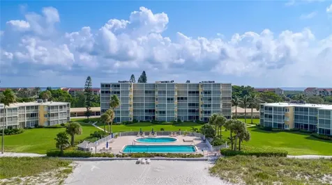 4825 Gulf Of Mexico Drive Longboat Key FL 34228