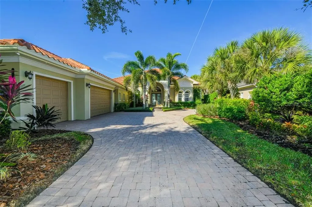 3757 Caledonia Lane Sarasota FL 34240