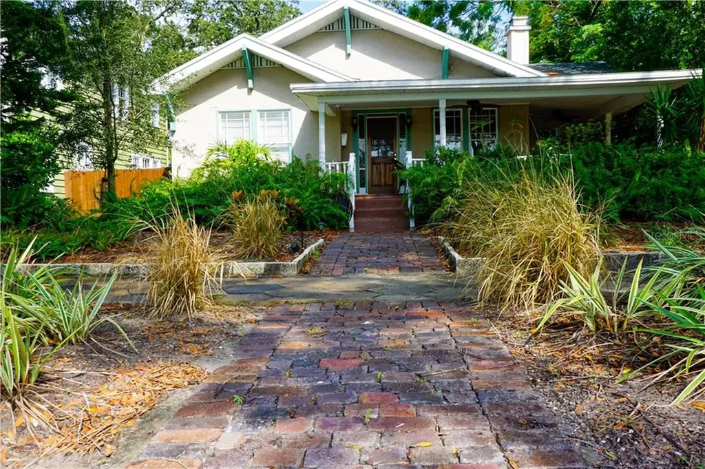 2835 4th Avenue N St Petersburg FL 33713