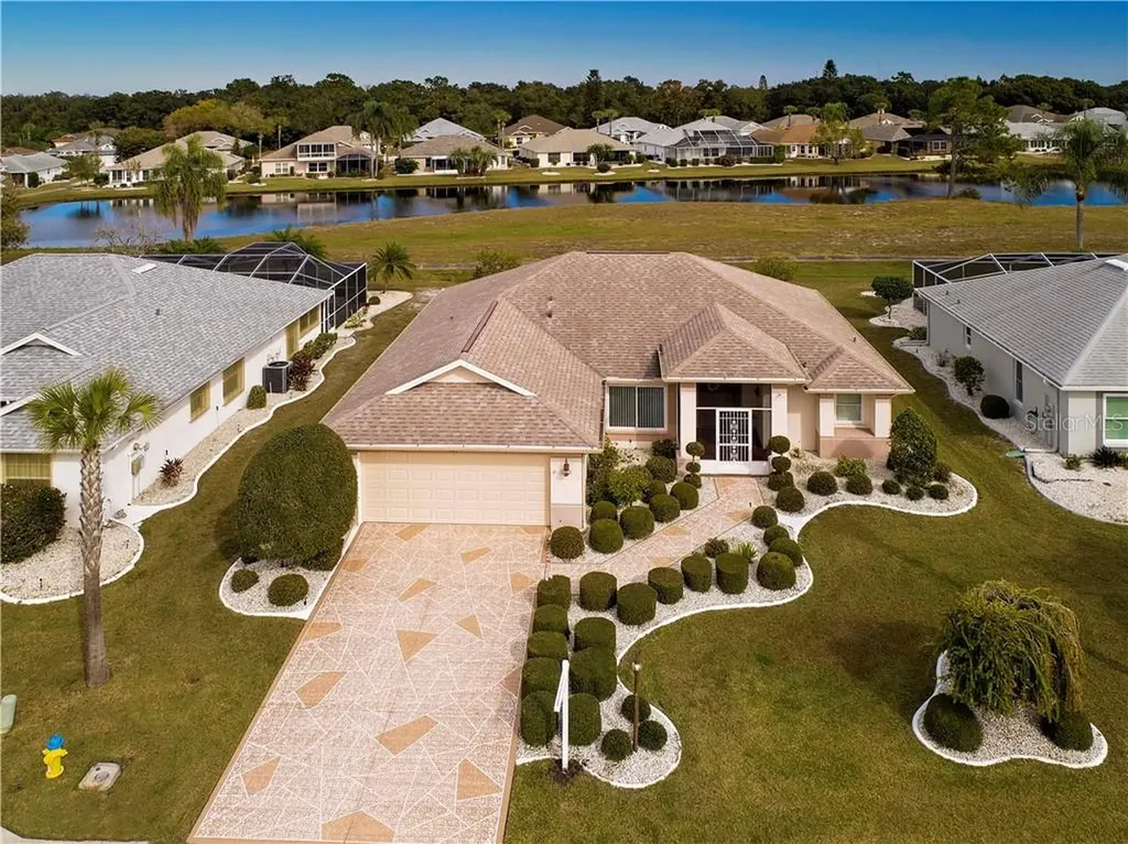 321 Caloosa Palms Court Sun City Center FL 33573
