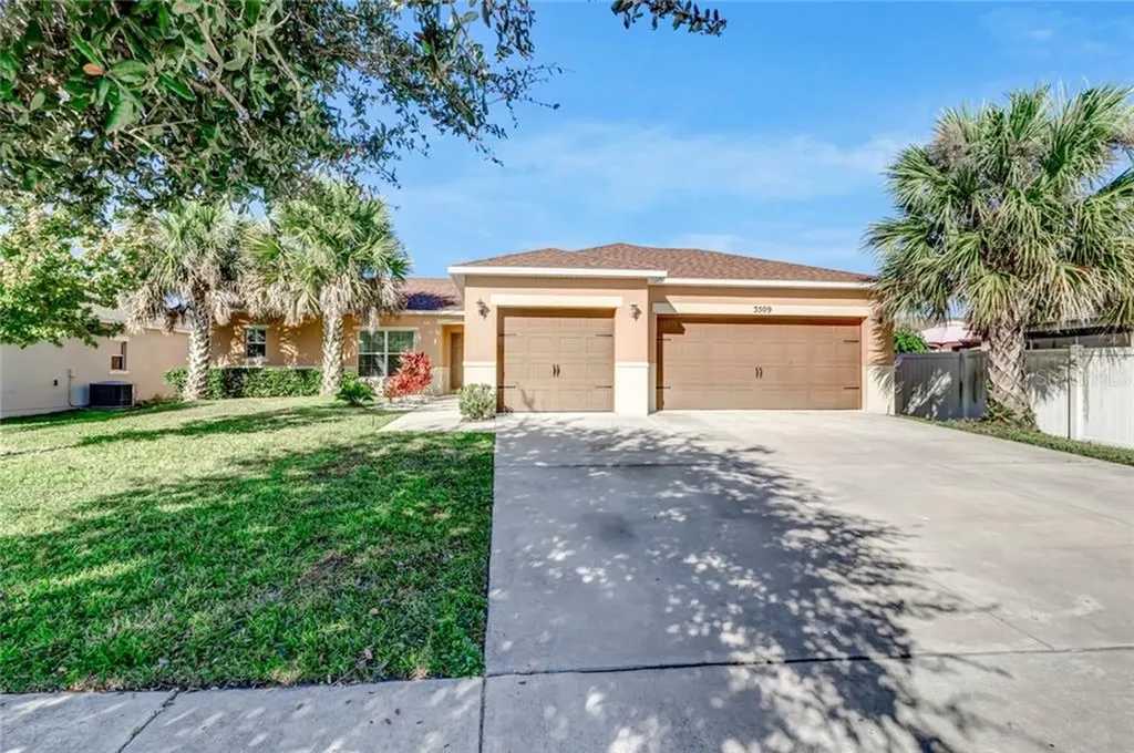 3509 Yacht Club Court Kissimmee FL 34746
