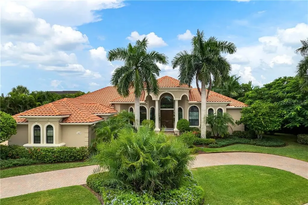 319 W Royal Flamingo Drive Sarasota FL 34236