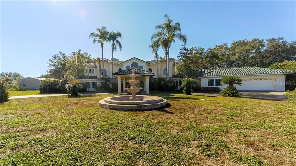 11435 Lane Park Road Tavares FL 32778