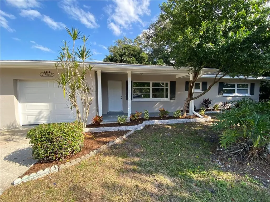 1319 S Highland Avenue Clearwater FL 33756