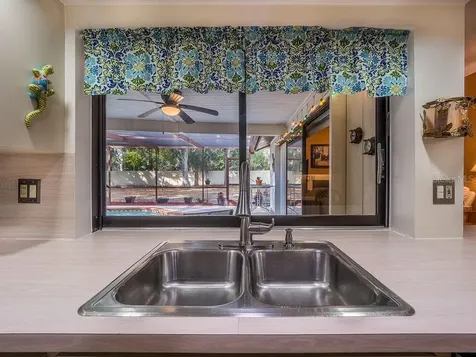 5406 Dominica Circle Sarasota FL 34233