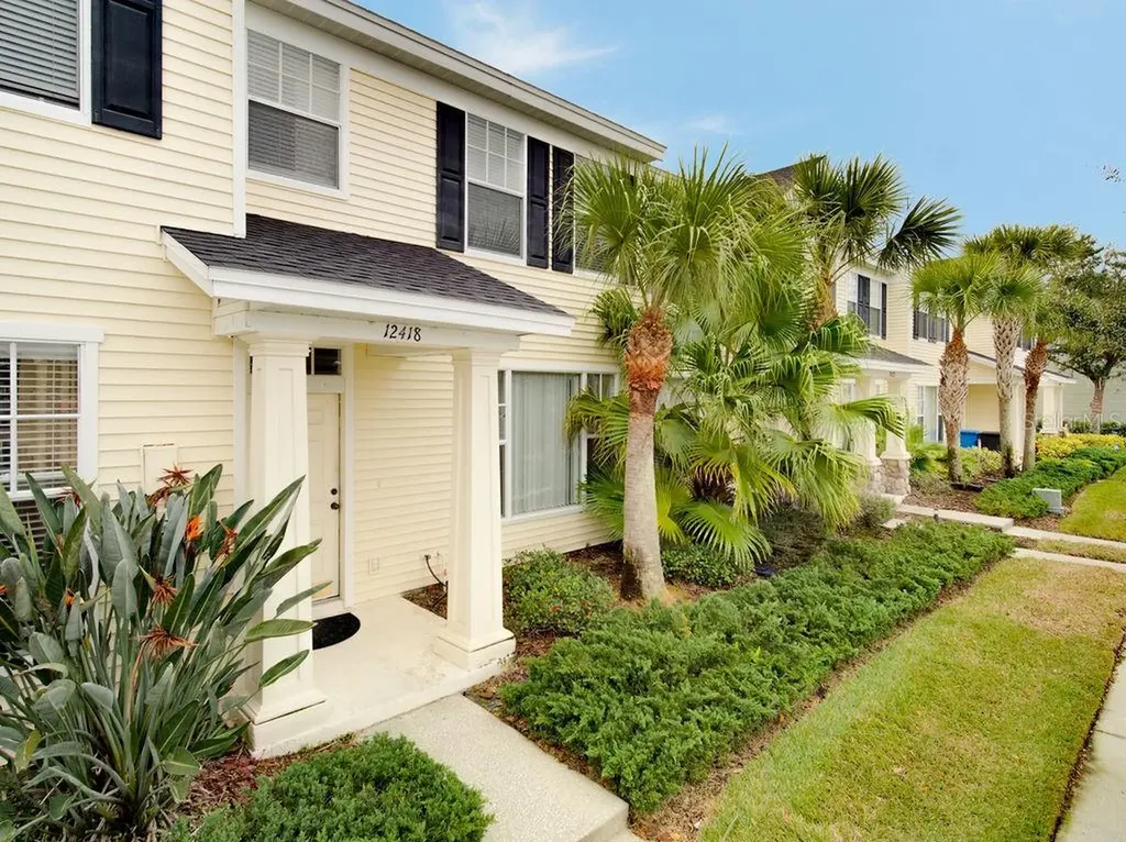 12418 Country White Circle Tampa FL 33635