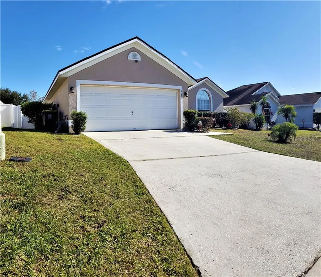 300 Wingdale Way Davenport FL 33897