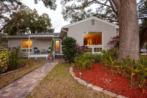 4701 Dartmouth Avenue N St Petersburg FL 33713