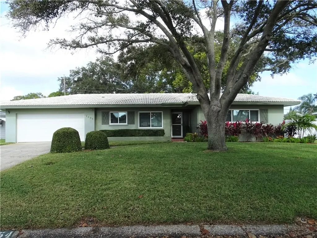 2154 Academy Drive Clearwater FL 33764