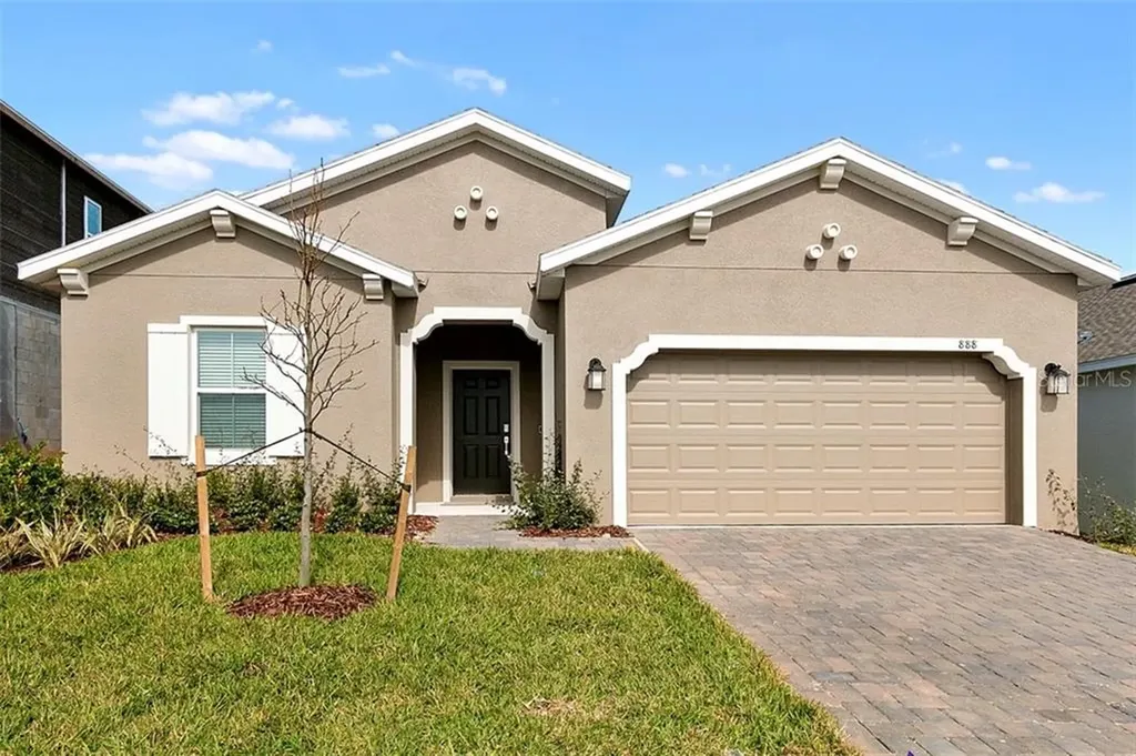 888 Carmillion Court Groveland FL 34736