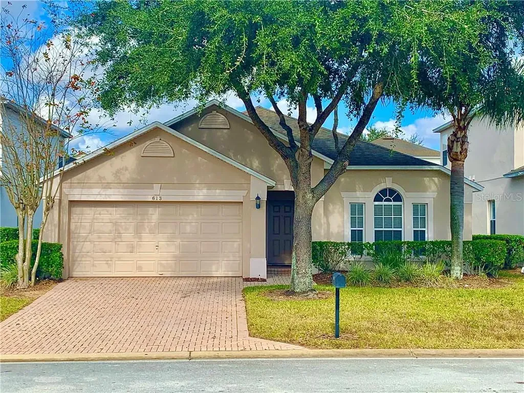 613 Highgate Park Boulevard Davenport FL 33897