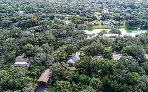 4595 Friar Tuck Lane Sarasota FL 34232