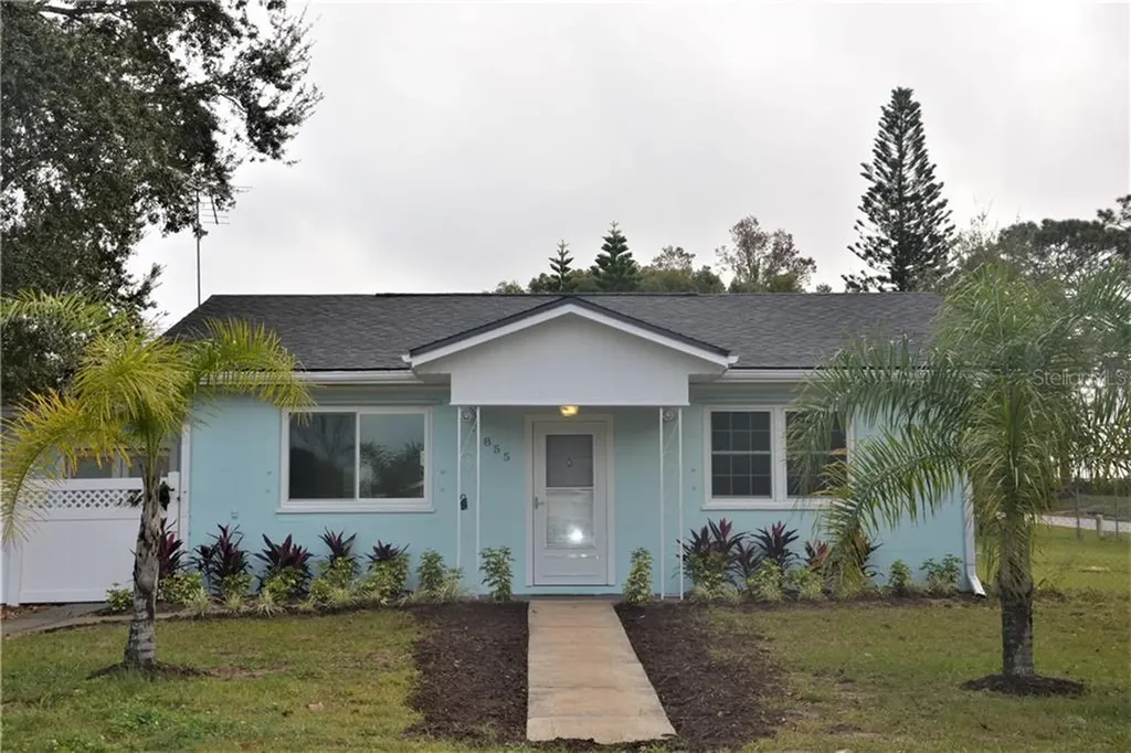 855 S Iowa Avenue Groveland FL 34736