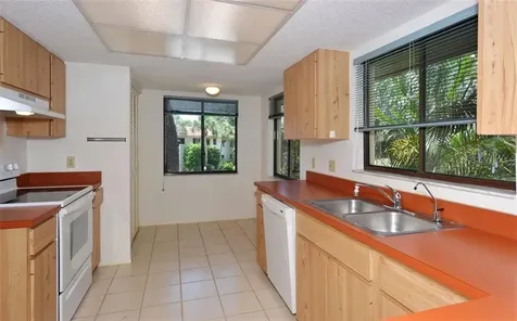 6470 Seagull Drive Bradenton FL 34210