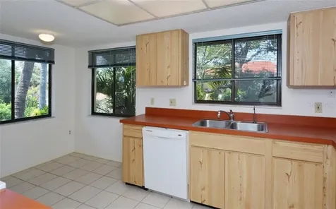 6470 Seagull Drive Bradenton FL 34210