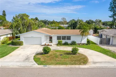 5016 43rd Street S St Petersburg FL 33711