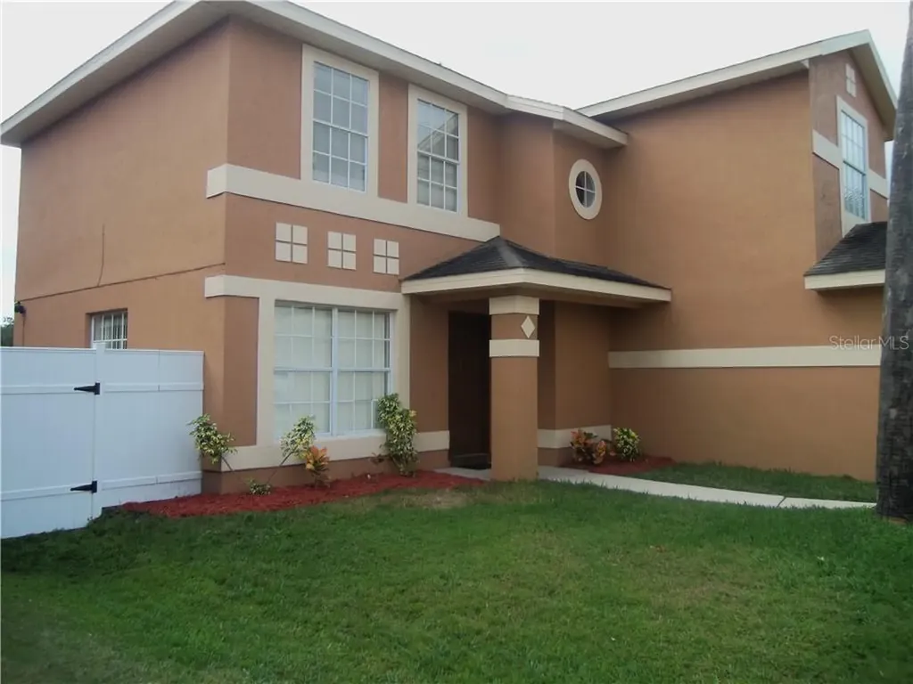 2738 Emerson Lane Kissimmee FL 34743
