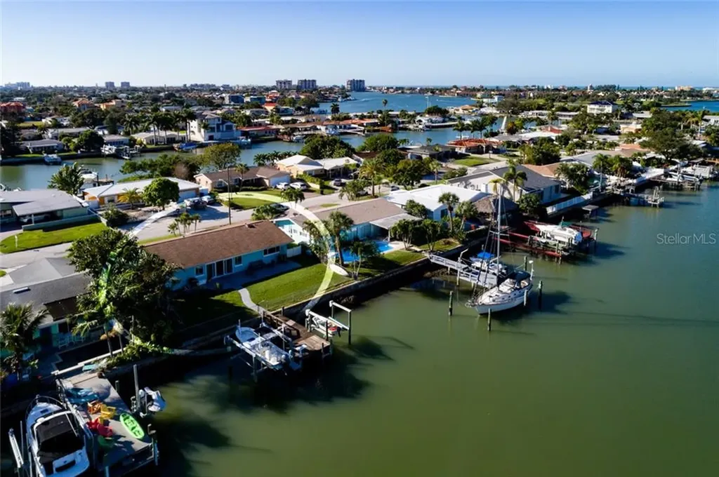 7923 1st Avenue S St Petersburg FL 33707