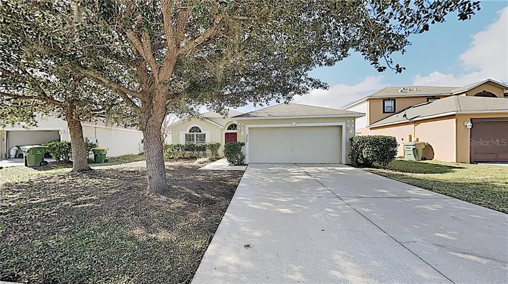 2223 Aitkin Loop Leesburg FL 34748