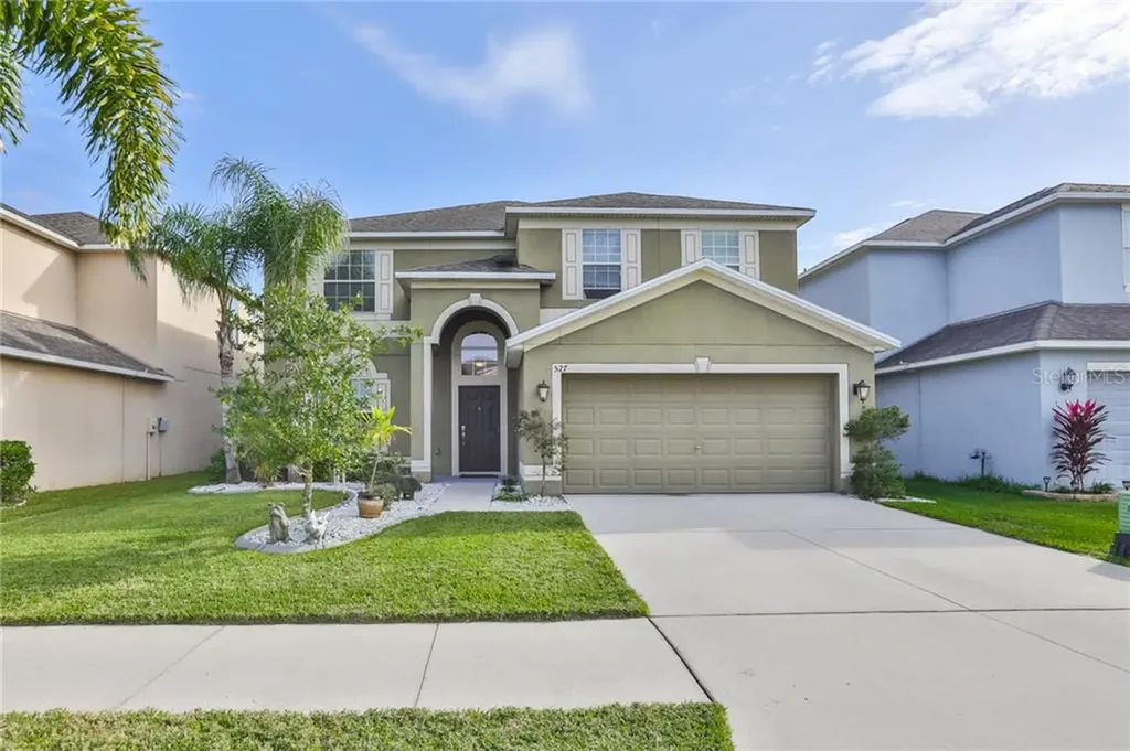 527 Vista Ridge Drive Ruskin FL 33570