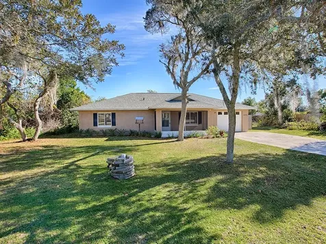 40530 E 6th Avenue Umatilla FL 32784