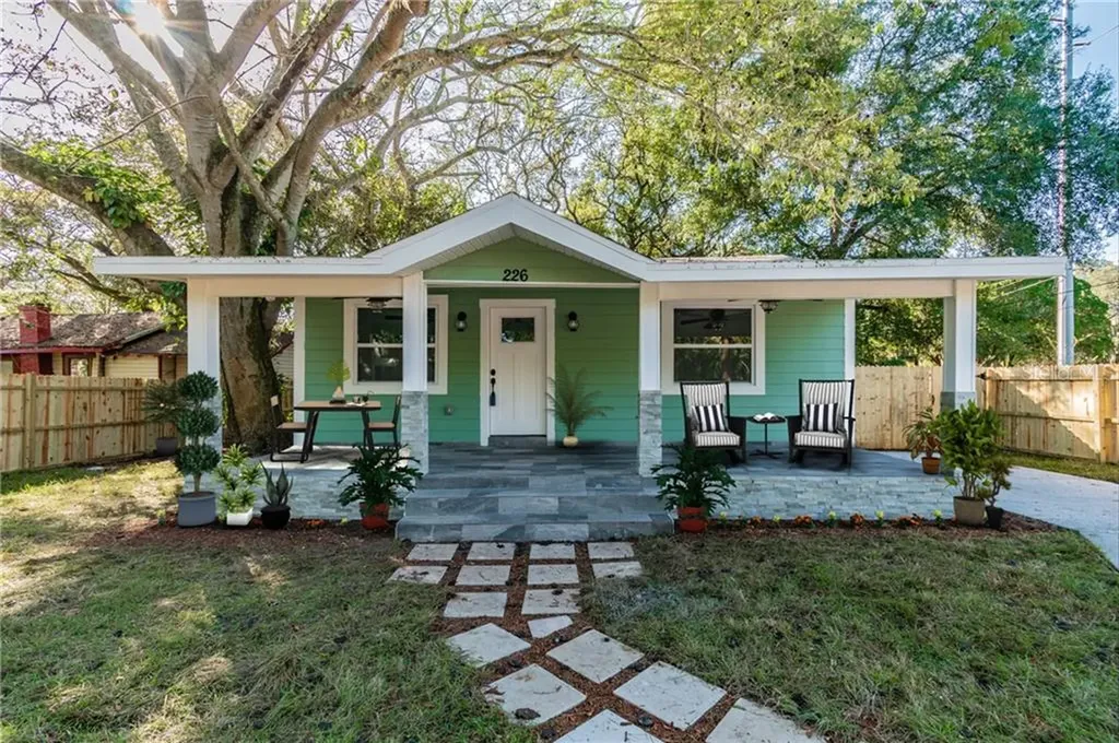226 W Emily Street Tampa FL 33603