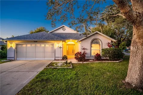 6220 38th Street E Bradenton FL 34203