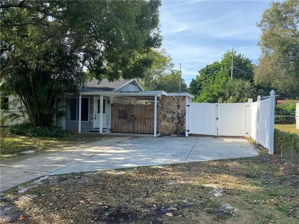 7400 14th Street N St Petersburg FL 33702