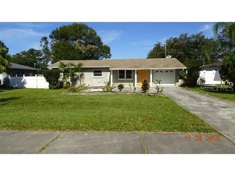 5393 30th Avenue N St Petersburg FL 33710