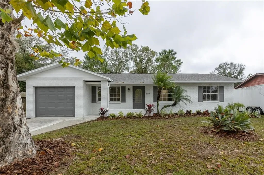819 Chadsworth Avenue Seffner FL 33584