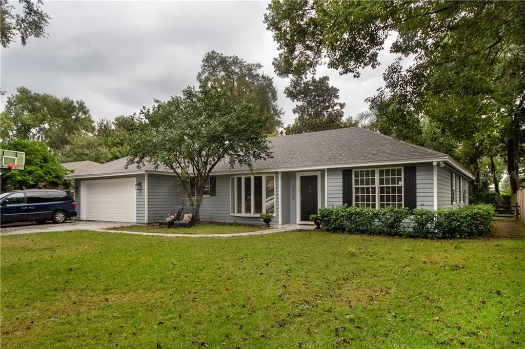 3505 Oakwater Pointe Drive Orlando FL 32812