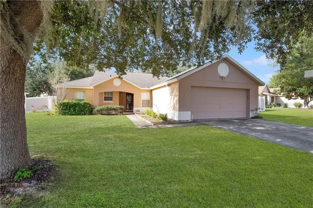 400 Coventry Estates Boulevard Deltona FL 32725