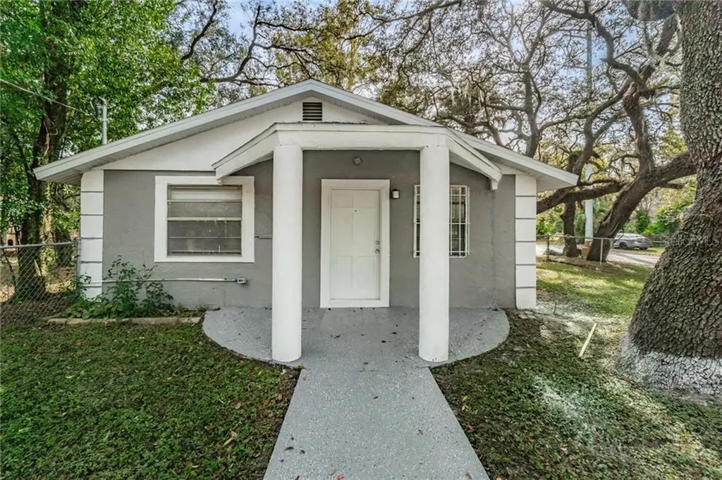 3701 Deleuil Avenue Tampa FL 33610