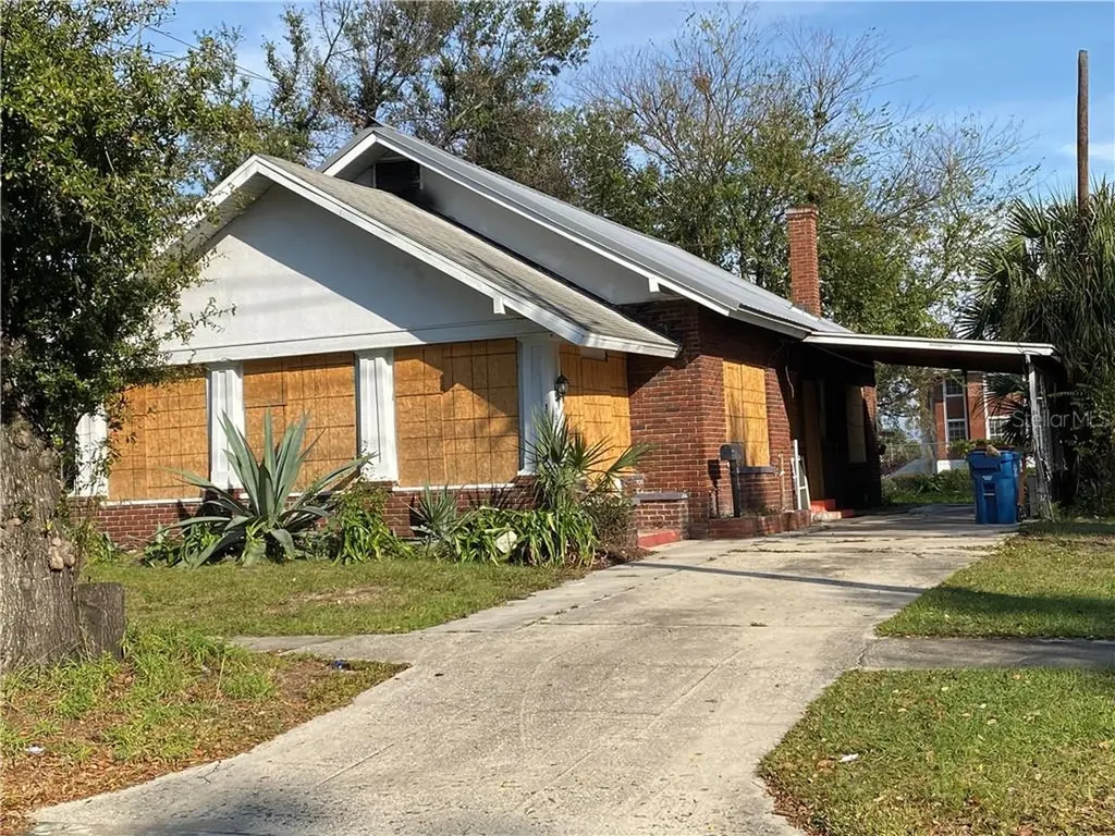 103 S 1st Street Haines City FL 33844