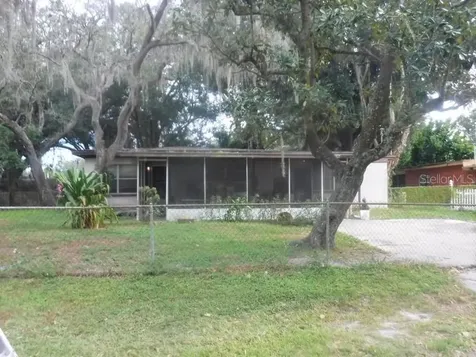 4025 Waring Drive Tampa FL 33610