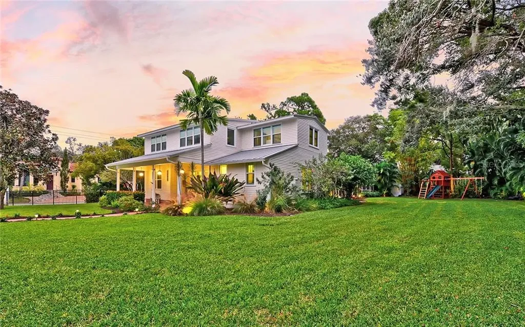 1205 S Orange Avenue Sarasota FL 34239