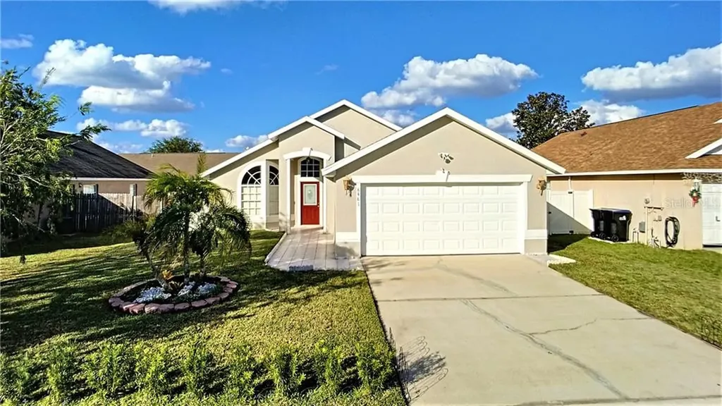 8481 Fort Clinch Avenue Orlando FL 32822