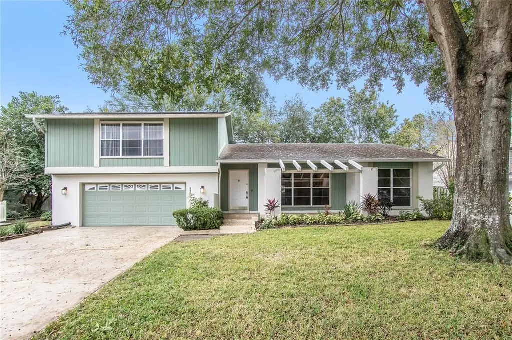15703 Springmoss Lane Tampa FL 33624