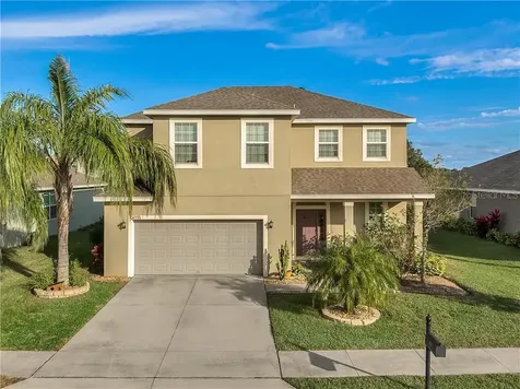 672 Highland Meadows Avenue Davenport FL 33837