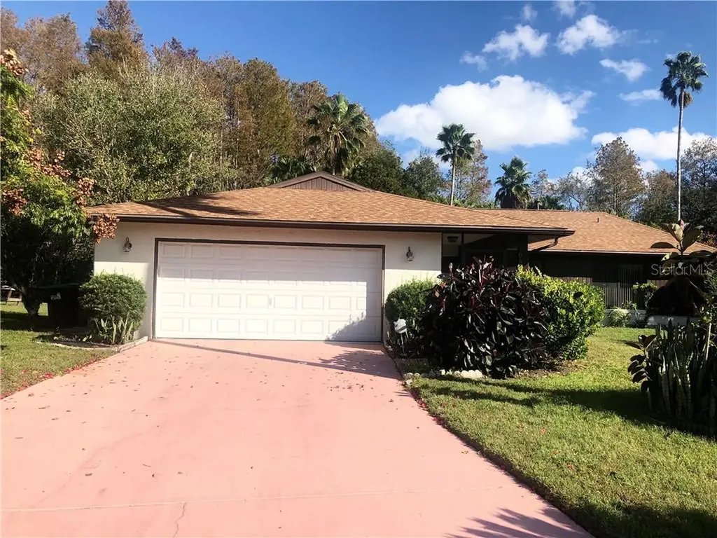 10625 Lazy Lake Drive Orlando FL 32821