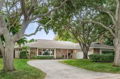 6759 29th Street S St Petersburg FL 33712