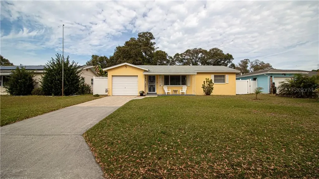 3925 15th Avenue N St Petersburg FL 33713