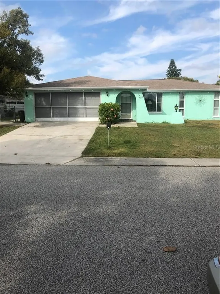 9235 Glen Moor Lane Port Richey FL 34668