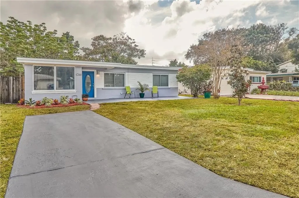 4346 14th Avenue N St Petersburg FL 33713