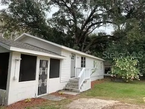 11243 Bay Street Leesburg FL 34788