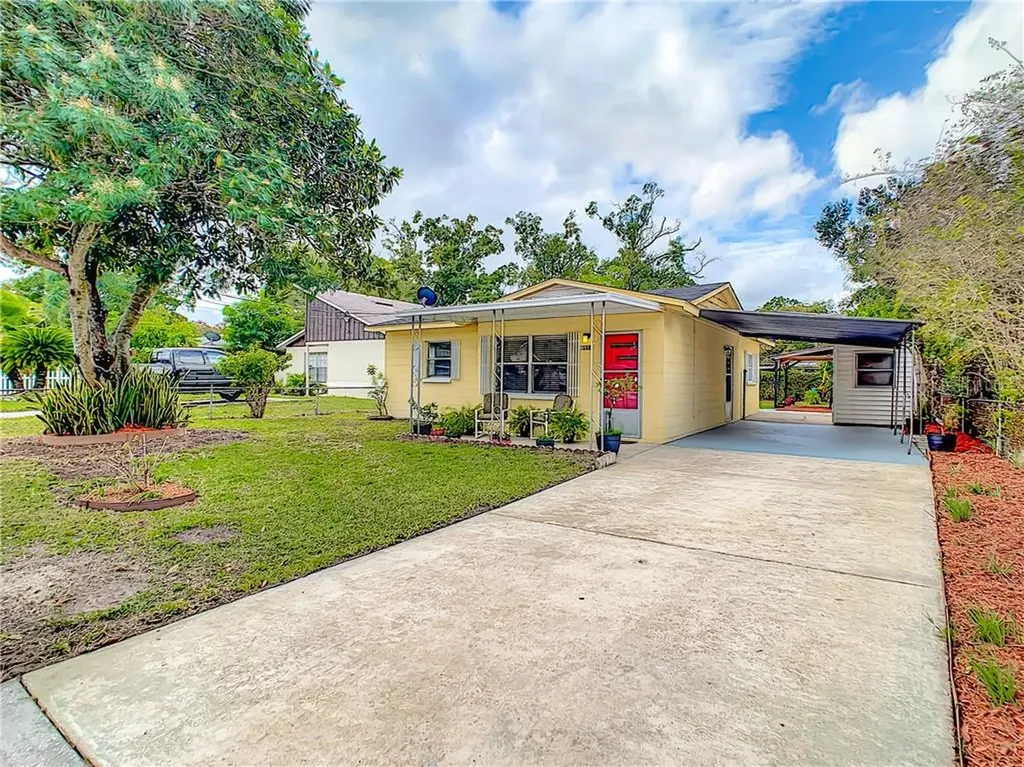 6916 N Grady Avenue Tampa FL 33614